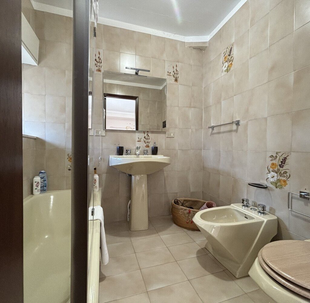 Media Ragusa Extras 283 Default 1841 Conversions 6973b76816565 Img3484 Normalized Crop