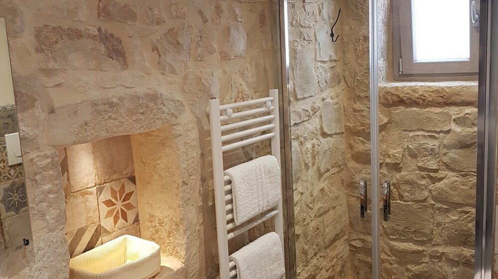 Media Ragusa Extras 40 Default 302 Conversions 6945380ece1a9 20190705114325 Normalized Crop