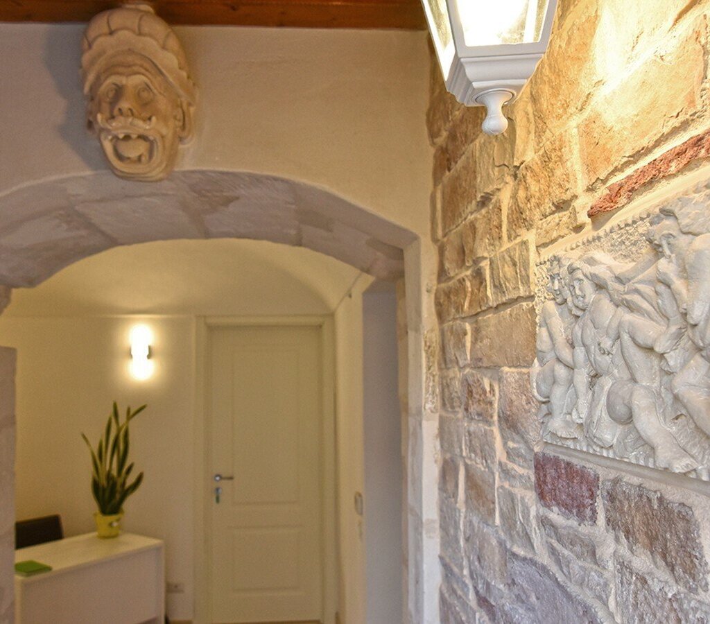 Media Ragusa Extras 189 Default 2789 Conversions 69bc28a693790 01 Normalized Crop