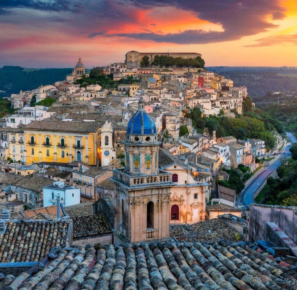 Media Ragusa Extras 621 Default 2355 Conversions 6995fce0cb5eb Ibla Scorcio Normalized Crop