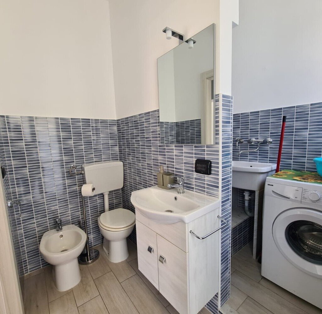 Media Ragusa Extras 393 Default 1606 Conversions 696f4c94499a8 Nensi 18 Normalized Crop