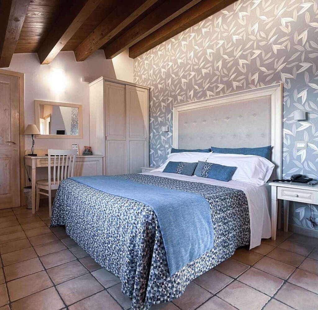 Media Ragusa Extras 302 Default 4475 Conversions 6a42acba371b0 9va4dzhg311zon Normalized Crop