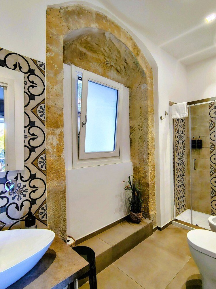 Media Ragusa Extras 16 Default 42 Conversions 69400dba8056c 4 Normalized Crop