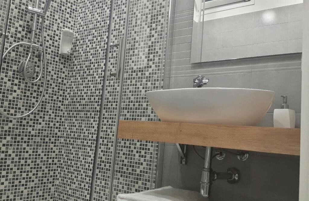 Media Ragusa Extras 144 Default 774 Conversions 695cf0b3449a1 200416816 Normalized Crop