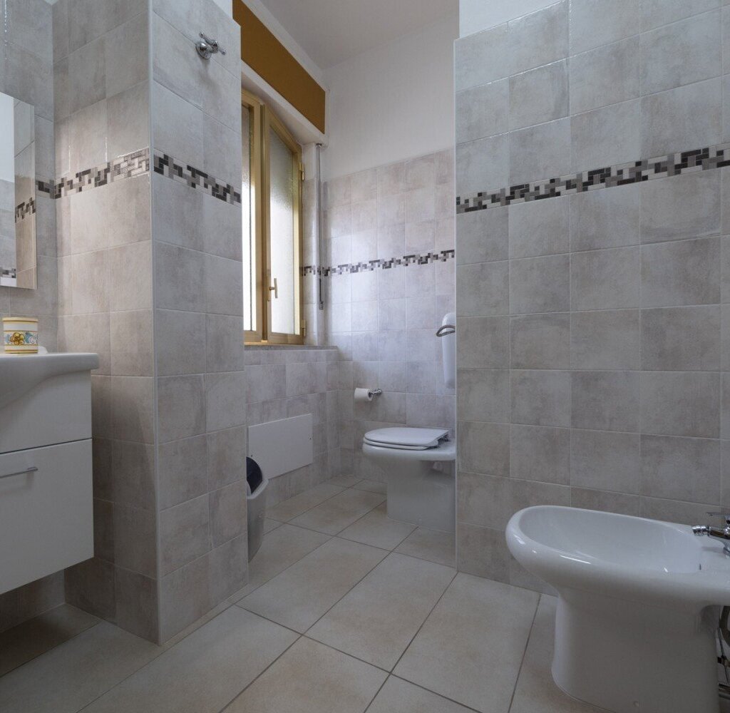 Media Ragusa Extras 149 Default 2982 Conversions 69cd402f695e7 Bagno Hybla 5 Normalized Crop