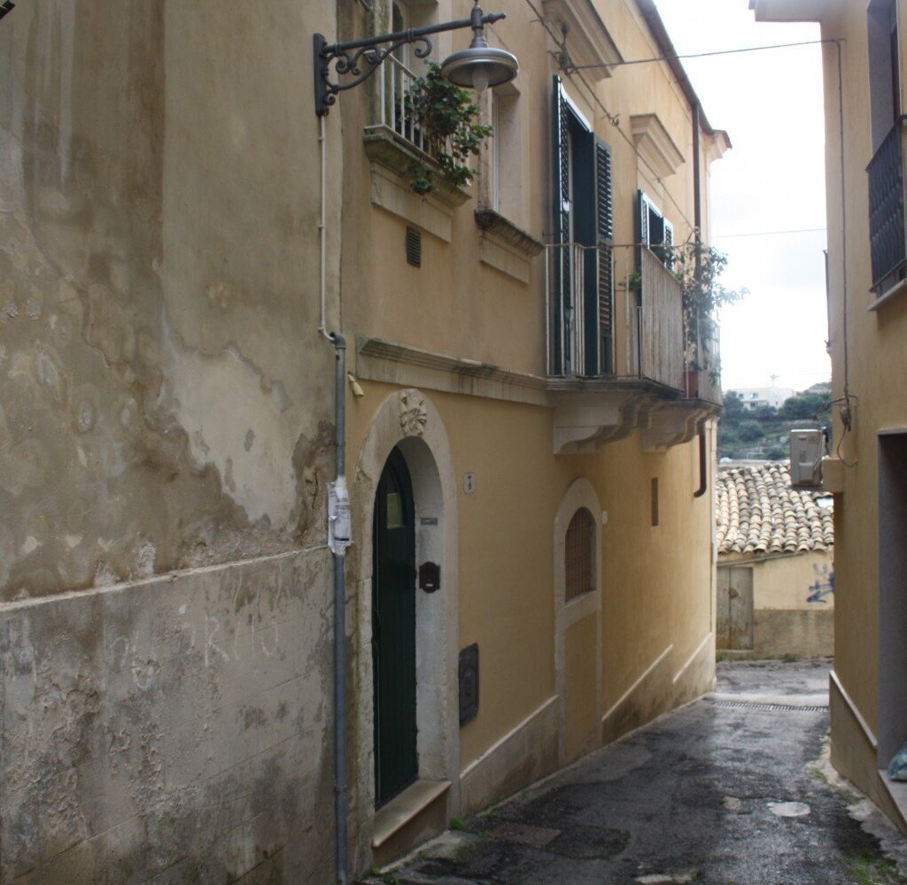 Media Ragusa Extras 510 Default 3464 Conversions 69e0c2502301f Img3407 Normalized Crop