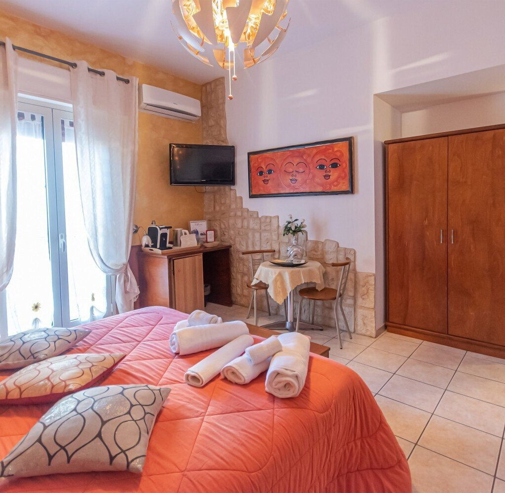 Media Ragusa Extras 19 Default 520 Conversions 6956dc6ecfcd0 Dsc0065 Normalized Crop