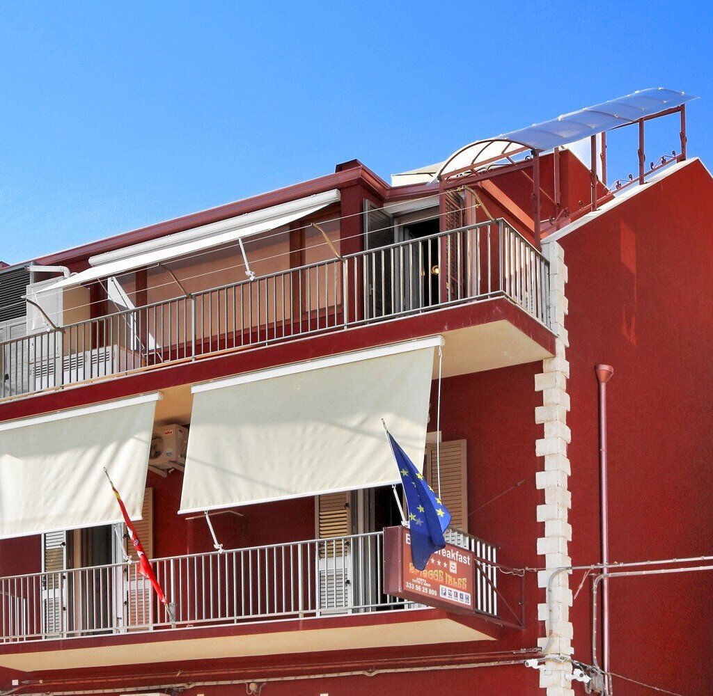 Media Ragusa Extras 19 Default 521 Conversions 6956dc8ba2405 Spiagge Iblee01 Normalized Crop