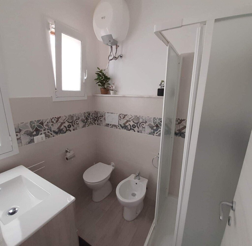 Media Ragusa Extras 279 Default 832 Conversions 695e73bed1759 Bagno 1 Normalized Crop