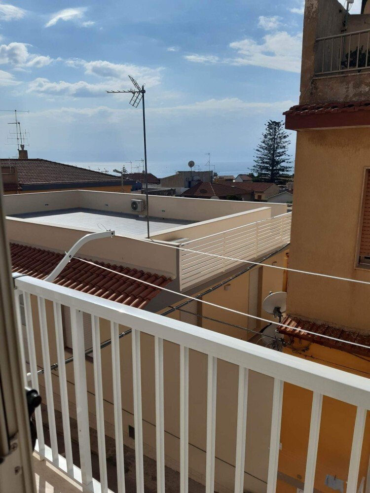 Media Ragusa Extras 279 Default 835 Conversions 695e73c061e95 Balcone Normalized Crop