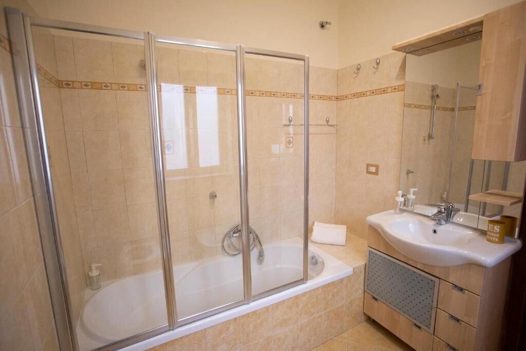 Media Ragusa Extras 127 Default 474 Conversions 695551d8daa48 446256430 Normalized Crop