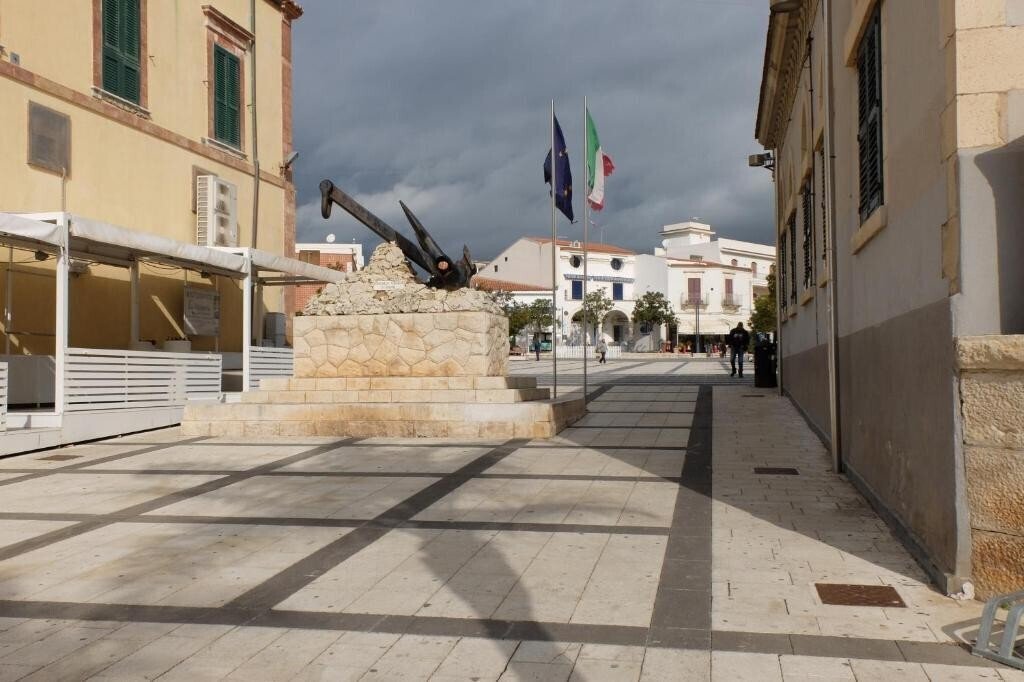 Media Ragusa Extras 210 Default 3233 Conversions 69d7b7d9c0adf 140774129 Normalized Crop