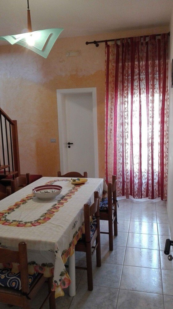 Media Ragusa Extras 556 Default 1957 Conversions 697c9600bf652 Cucina Normalized Crop