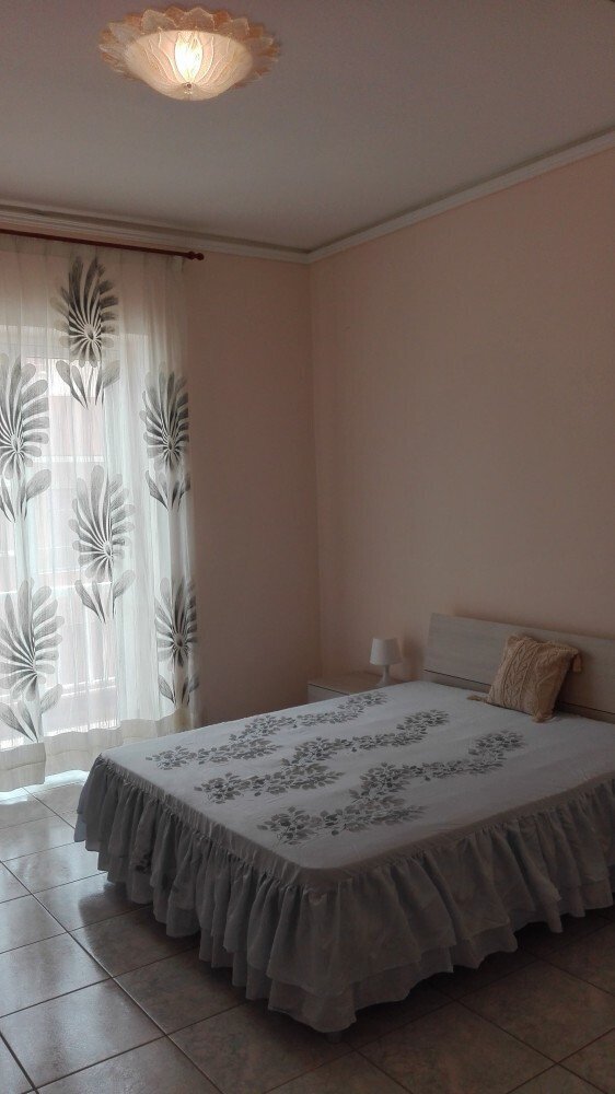 Media Ragusa Extras 556 Default 1958 Conversions 697c9603cd460 Letto 2 Normalized Crop