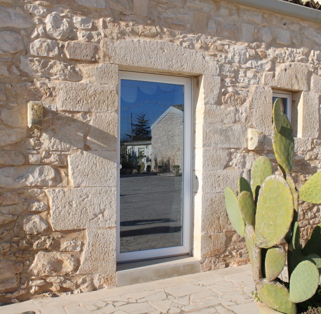 Media Ragusa Extras 44 Default 2475 Conversions 69a6cd8b72d28 Polish20260227170927286 Normalized Crop