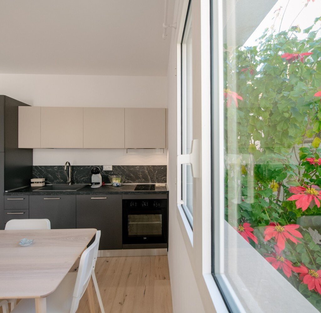 Media Ragusa Extras 444 Default 1718 Conversions 6971e00b048bf 7546 Normalized Crop