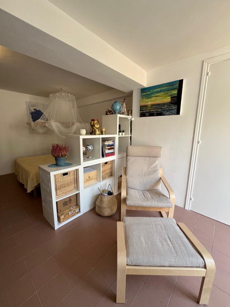 Media Ragusa Extras 645 Default 2748 Conversions 69bbc1e3c245f Zona Giorno Normalized Crop