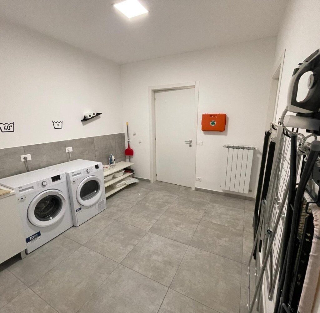 Media Ragusa Extras 284 Default 1009 Conversions 6960eb4005d79 Img 20250306 Wa0029 Normalized Crop