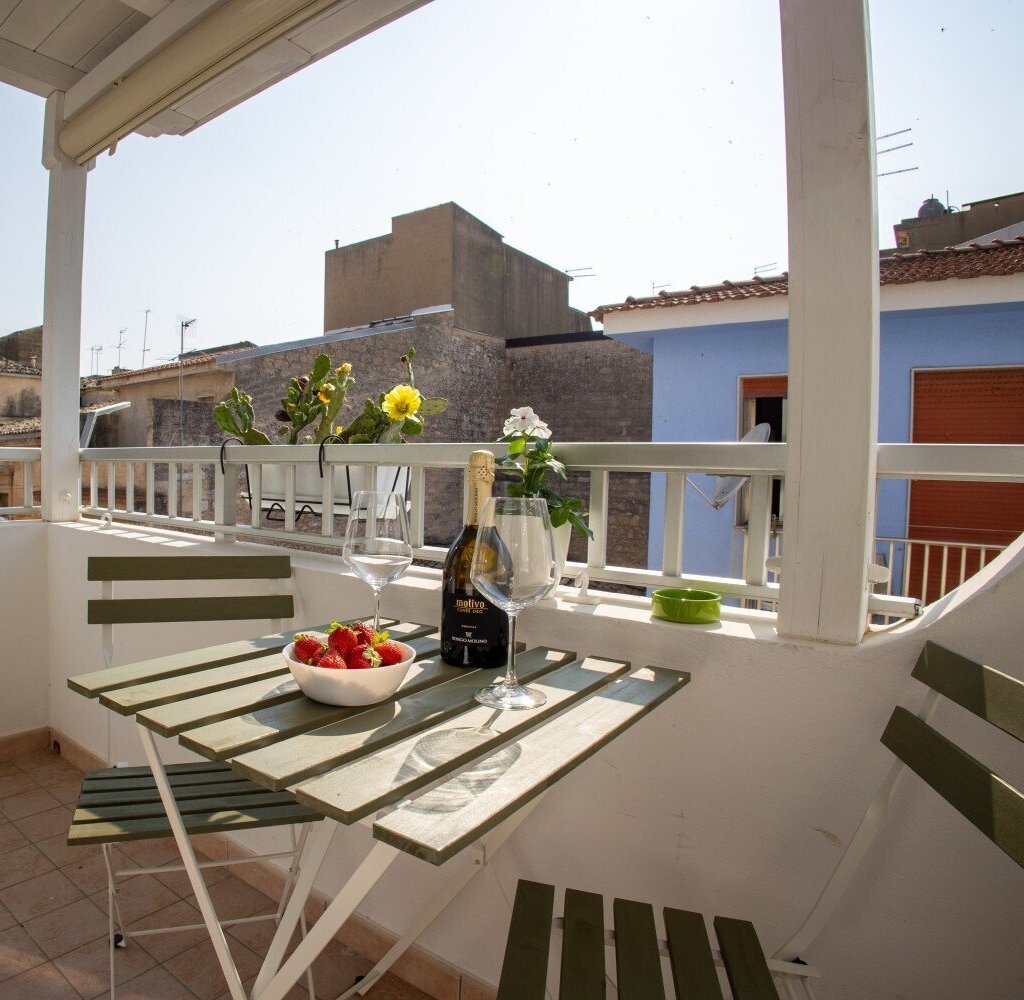 Media Ragusa Extras 7 Default 2836 Conversions 69c2cac832321 21a Normalized Crop