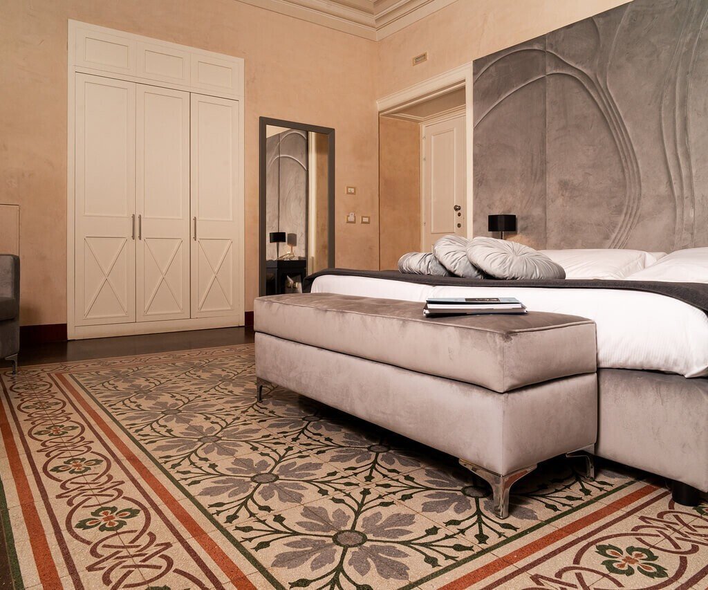 Media Ragusa Extras 53 Default 204 Conversions 694292194446c 66604a278889b1c97325f3e5prestige12 Normalized Crop