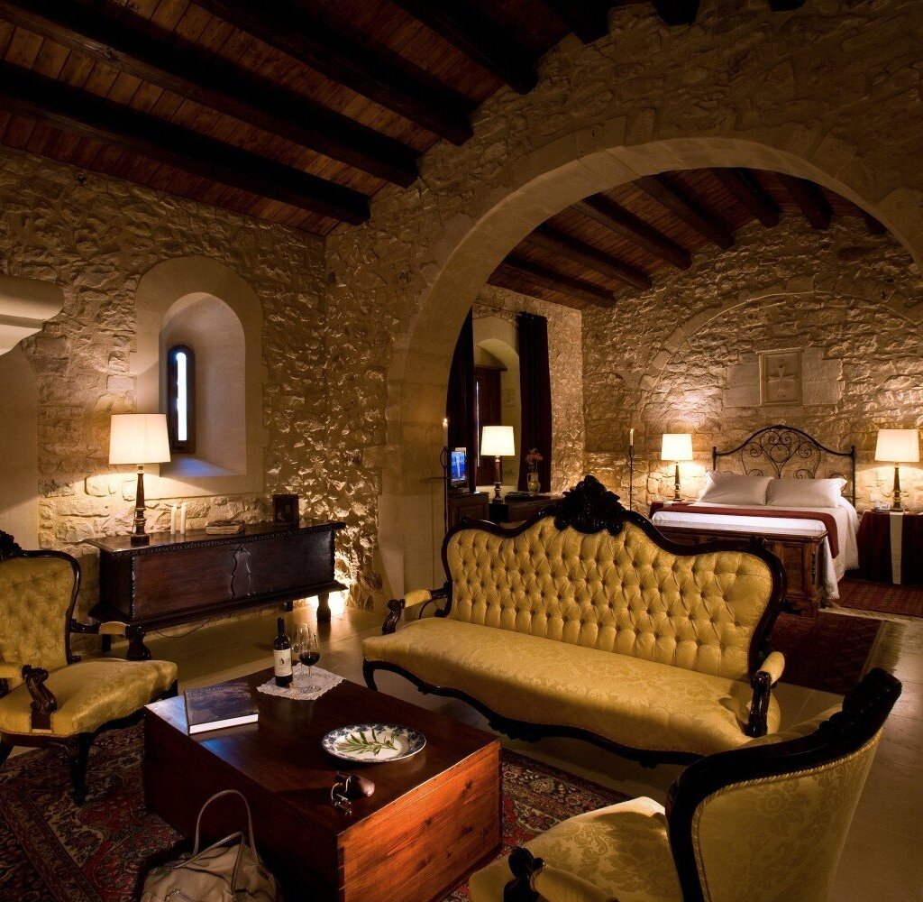 Media Ragusa Extras 200 Default 495 Conversions 695685879ffb9 Suite Della Guardia Normalized Crop