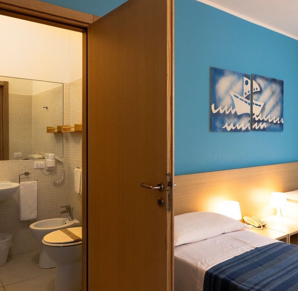 Media Ragusa Extras 125 Default 1271 Conversions 69652867a23ec Baia Del Sole 008 Normalized Crop