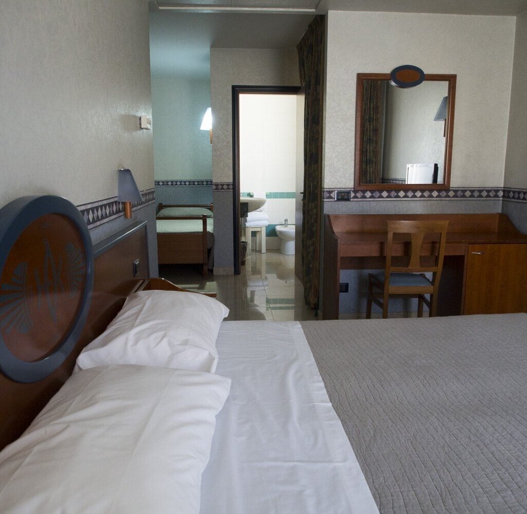 Media Ragusa Extras 589 Default 2116 Conversions 6982ff5245156 7133721 Normalized Crop