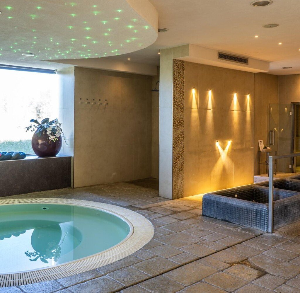 Media Ragusa Extras 303 Default 1080 Conversions 69623f2394607 Spa Passaporto Normalized Crop