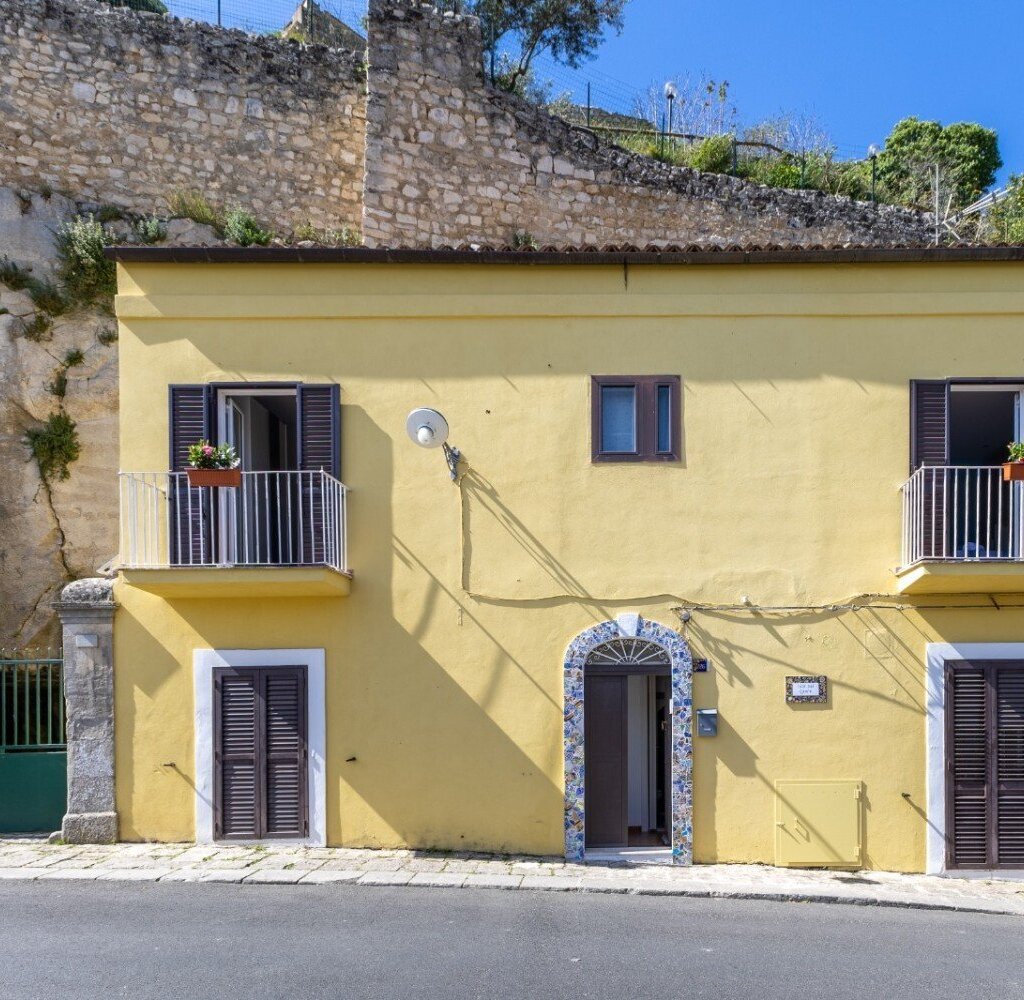 Media Ragusa Extras 33 Default 193 Conversions 6941ffb7d5adb 1000018109 Normalized Crop