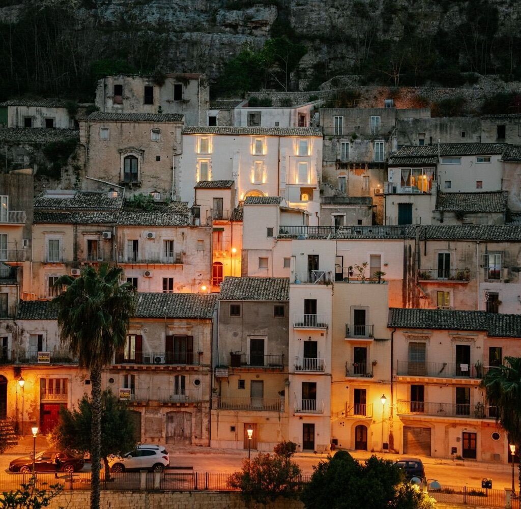 Media Ragusa Extras 257 Default 1420 Conversions 6967d2bf2dfe9 Esterno 2 Normalized Crop