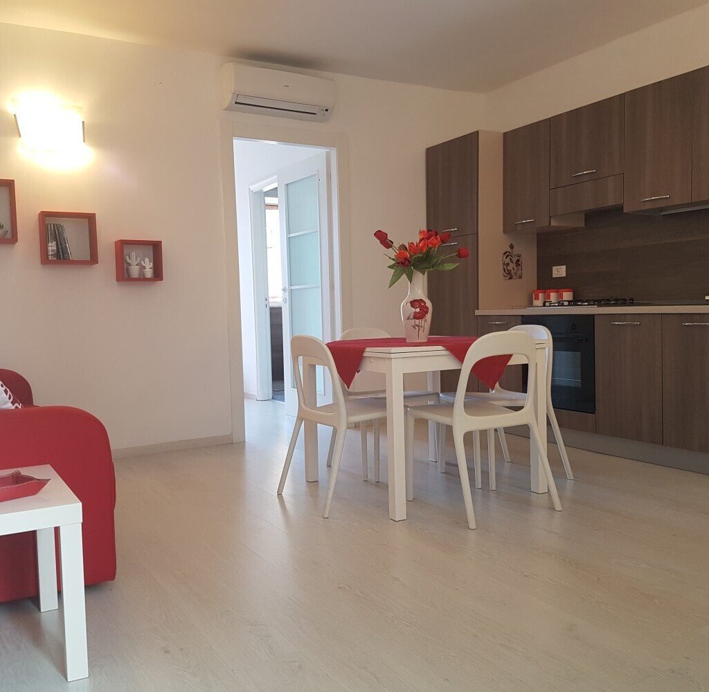 Media Ragusa Extras 295 Default 1048 Conversions 696109e98f4c2 2 Rossa Normalized Crop