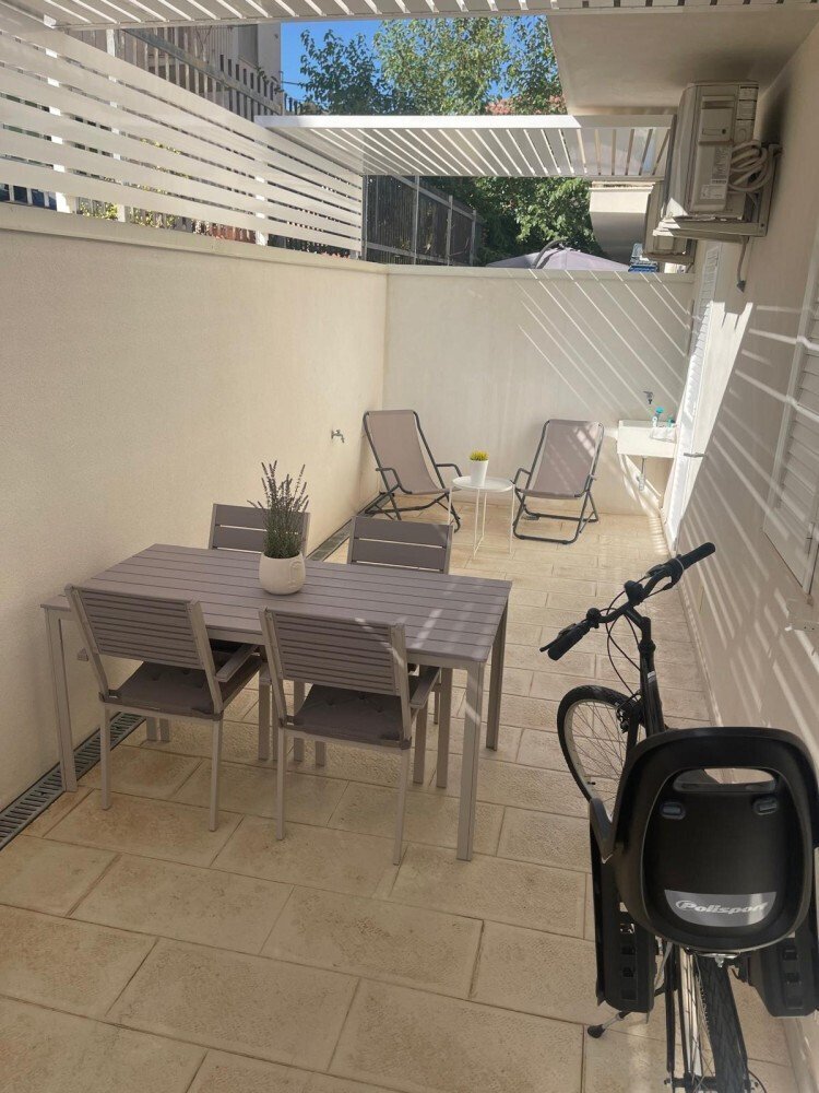 Media Ragusa Extras 377 Default 1566 Conversions 696e0aef4778d 16 Normalized Crop