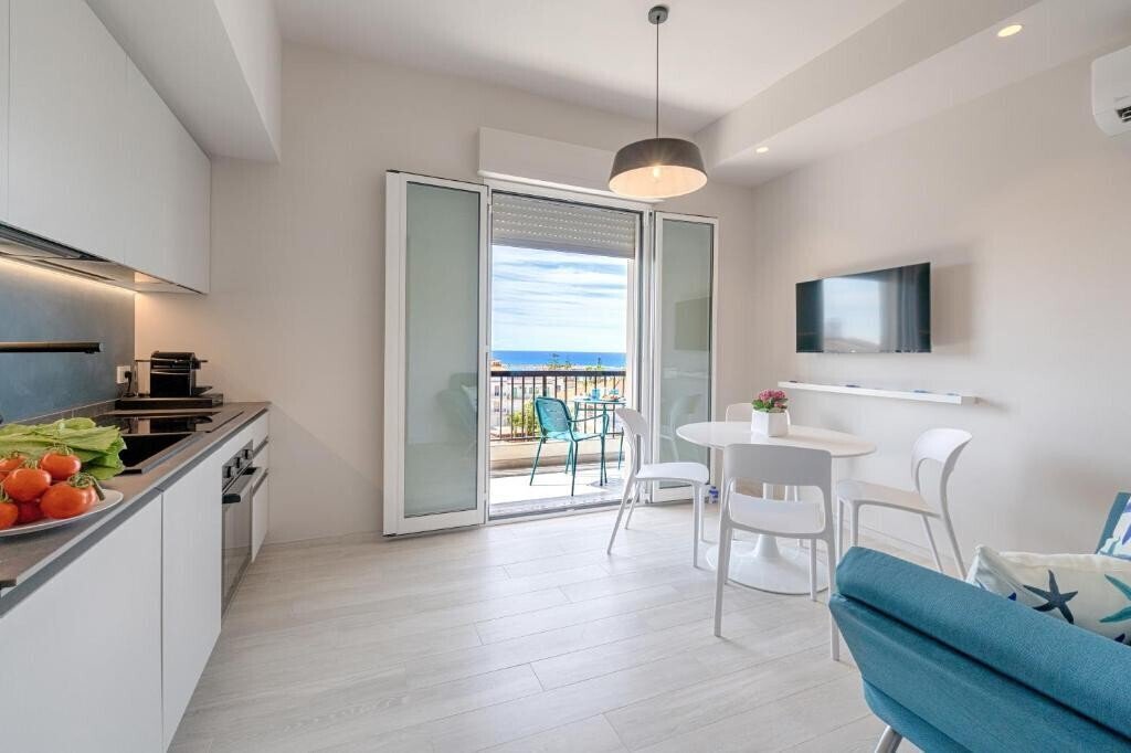 Media Ragusa Extras 420 Default 1704 Conversions 6970dfd09fd43 735041568 Normalized Crop