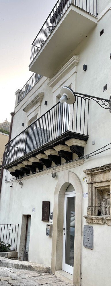 Media Ragusa Extras 46 Default 2591 Conversions 69b095578c3bc Img5756 Normalized Crop