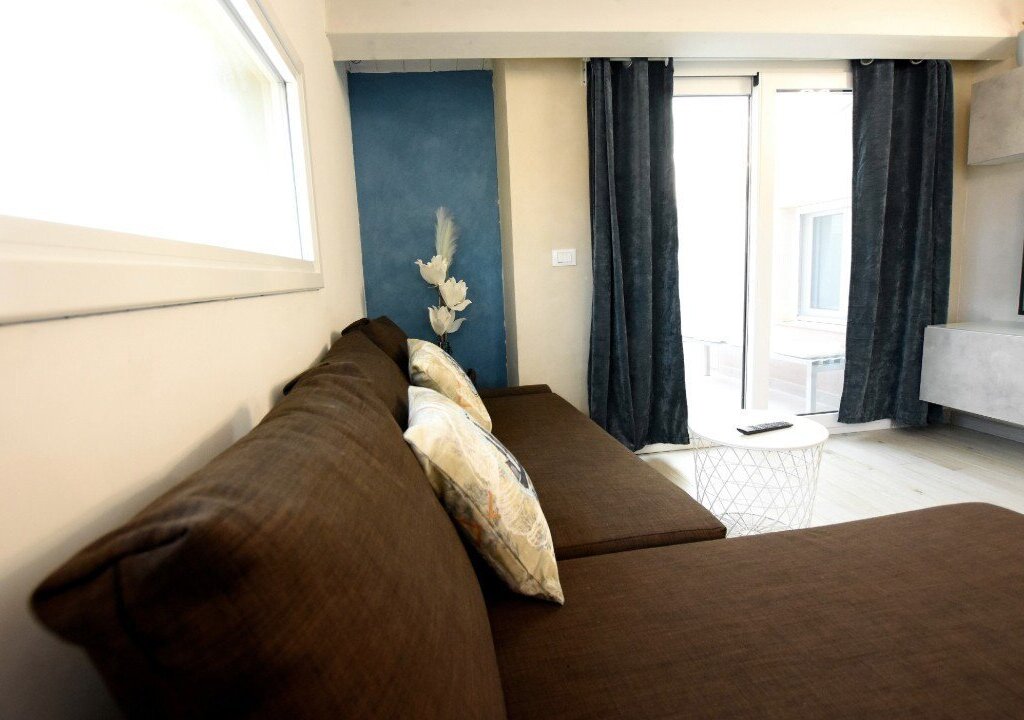 Media Ragusa Extras 115 Default 701 Conversions 695bb634d1057 Soggiorno8 Normalized Crop