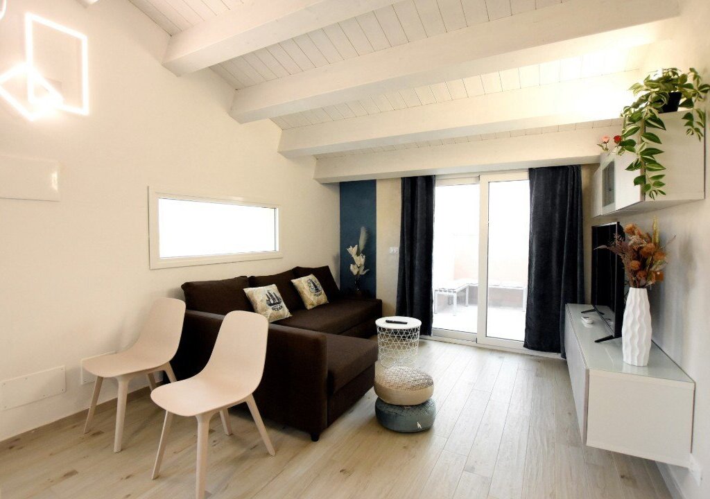 Media Ragusa Extras 115 Default 704 Conversions 695bb73770b48 Soggiorno7 Normalized Crop