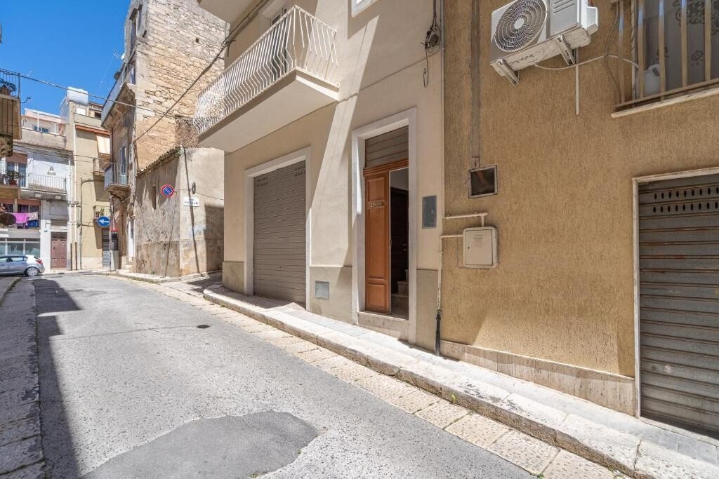 Media Ragusa Extras 949 Default 5346 Conversions 6ad206fbd5085 852146620 Normalized Crop