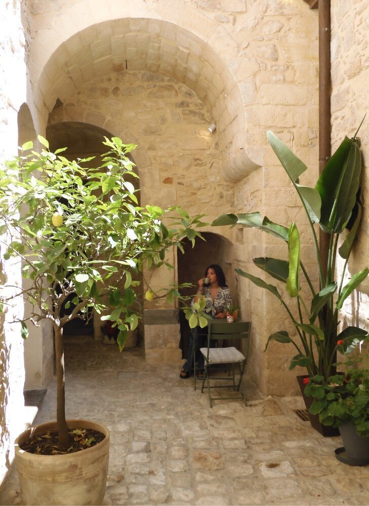 Media Ragusa Extras 35 Default 81 Conversions 6941327e457f1 05 Berfin P43 Normalized Crop