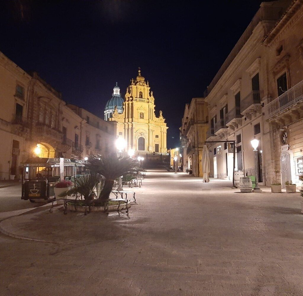 Media Ragusa Extras 425 Default 3870 Conversions 69fa03e6746f7 A5b2b2b3 51fc 44b4 Bccd E4f870e529b7 Normalized Crop