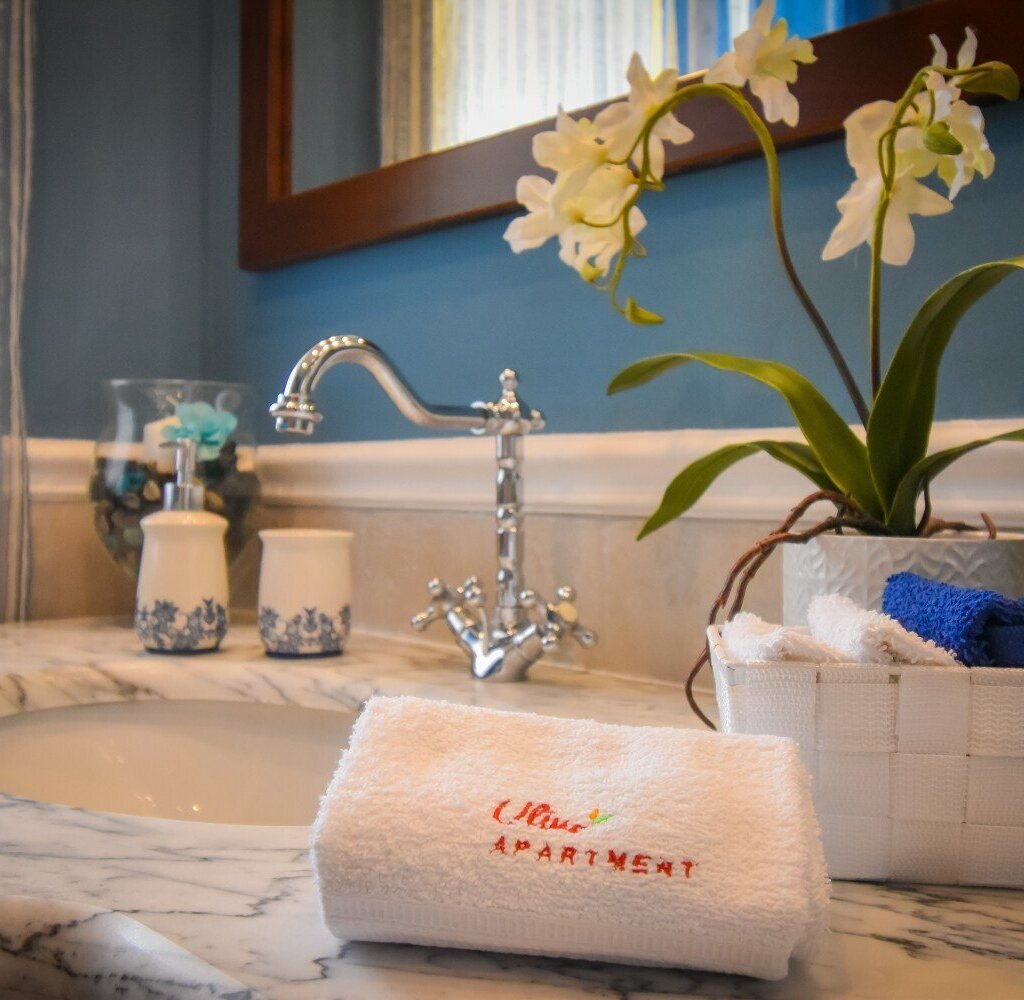 Media Ragusa Extras 128 Default 477 Conversions 695550c939112 2c Copia Normalized Crop