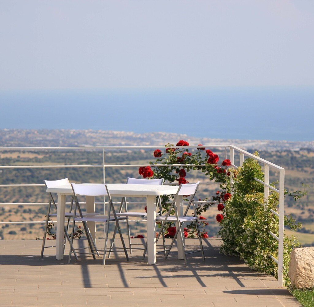 Media Ragusa Extras 332 Default 1645 Conversions 696f903b926fd Afrodite 34 Normalized Crop