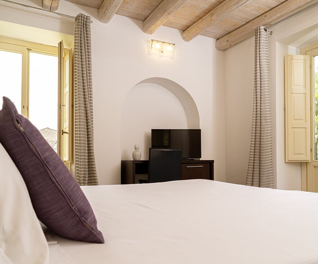 Media Ragusa Extras 54 Default 199 Conversions 69428c3b6bf93 66680f186452c91e9978bc1csuperior1 Normalized Crop