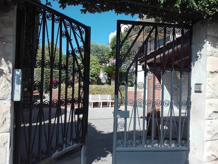 Media Ragusa Extras 5 Default 1742 Conversions 6972075a19774 Ingresso Normalized Crop