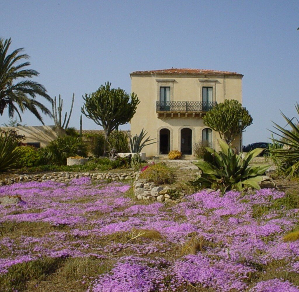 Media Ragusa Extras 371 Default 3374 Conversions 69dfd3c50a23d Fronte Casa Normalized Crop