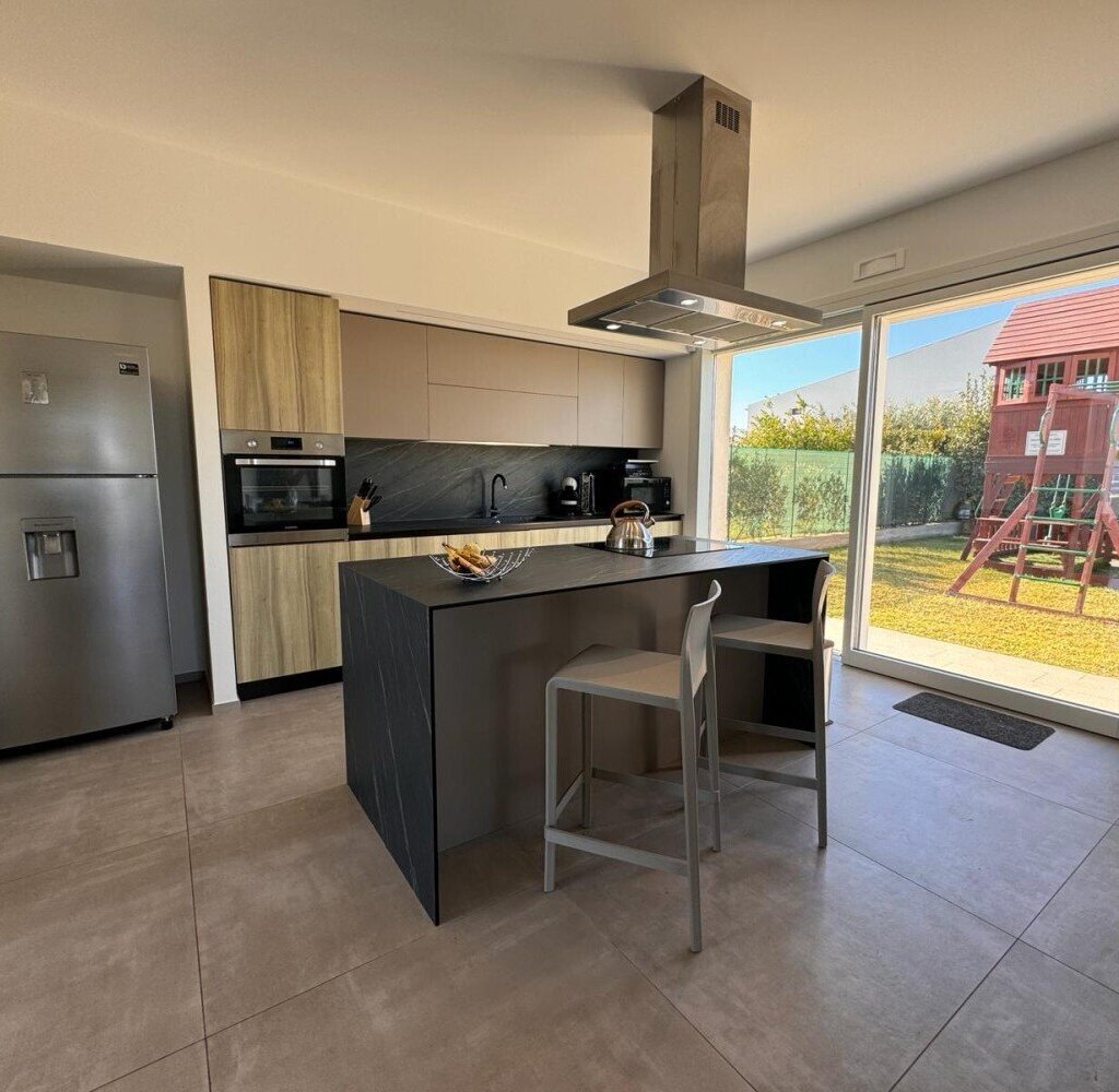 Media Ragusa Extras 301 Default 1303 Conversions 69661646b3b93 Kitchen Normalized Crop