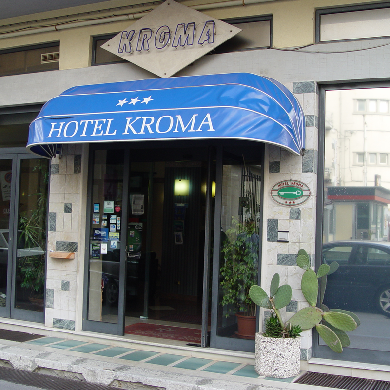 HOTEL KROMA
