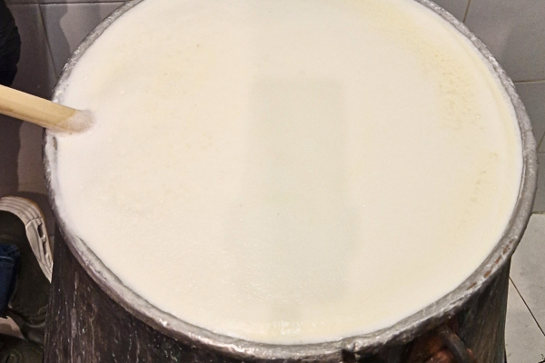I sapori di una volta - ricotta calda e pane casereccio