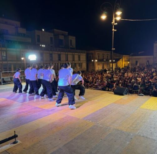 18 07 Il Palco Della Danza Iblea